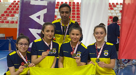 Fenerbahçe Masa Tenisi Takımları Namağlup Şampiyon 