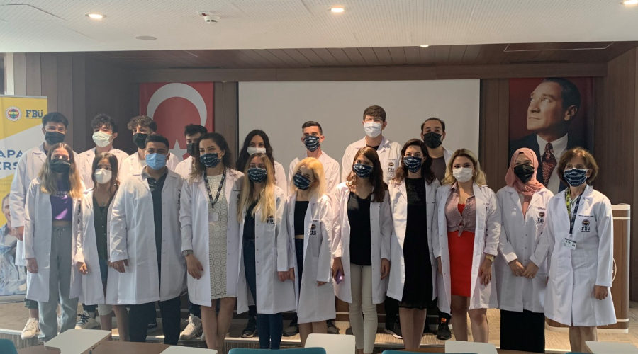 Fenerbahçe Üniversitesi Sağlık Hizmetleri Meslek Yüksekokulu Önlük Giydirme Töreni