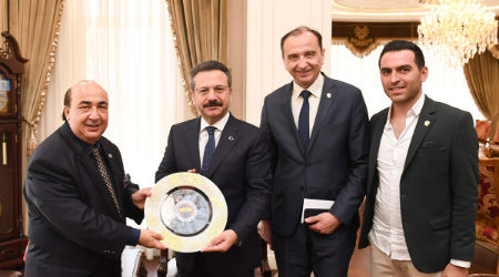 Fenerbahçe Üniversitesi tanıtım faaliyetleri Kocaeli ve Sakarya’da devam etti